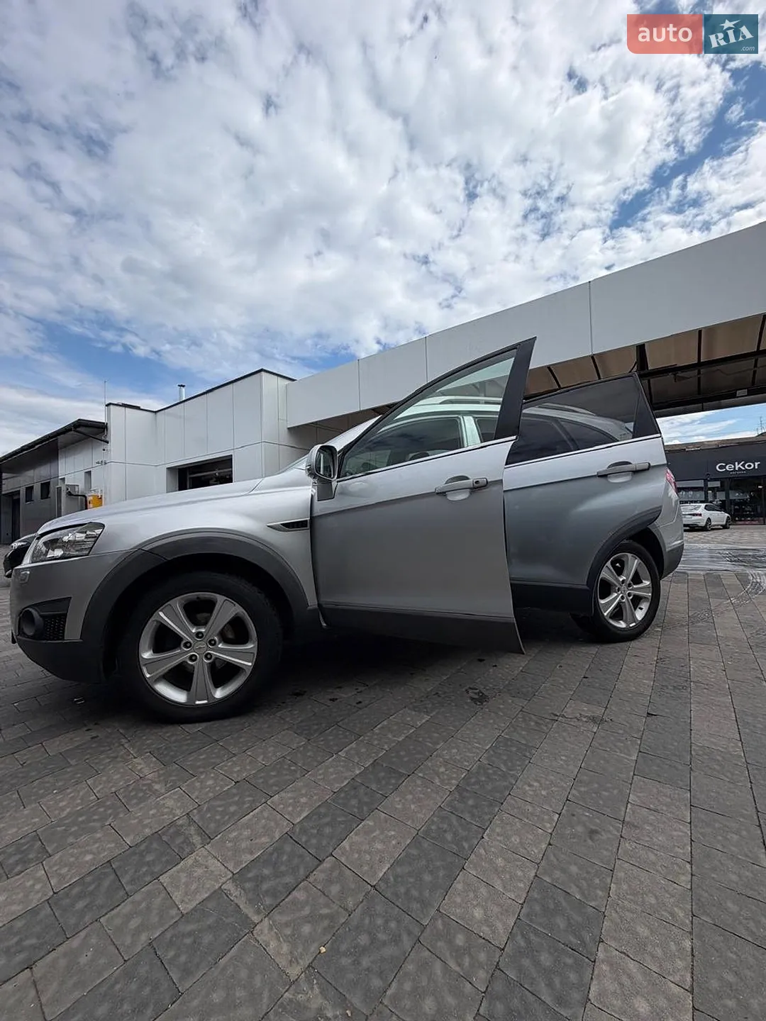 2012 Chevrolet Captiva - мініатюра 3