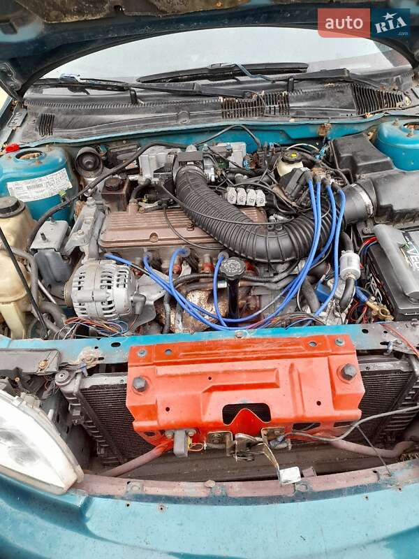 Седан Chevrolet Cavalier 1996 в Полтаве