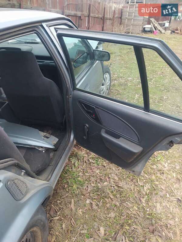 Седан Chevrolet Cavalier 1994 в Броварах фото 16 Седан Chevrolet Cavalier 1994 в Броварах