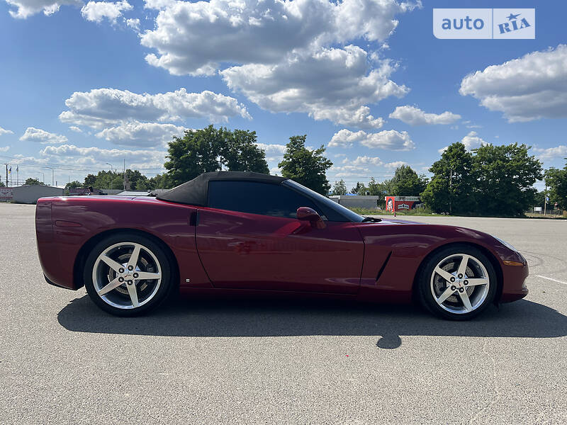 Кабриолет Chevrolet Corvette 2006 в Киеве