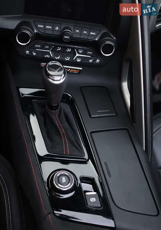 Купе Chevrolet Corvette 2015 в Киеве