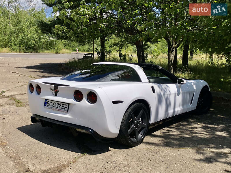 Кабриолет Chevrolet Corvette 2006 в Дрогобыче