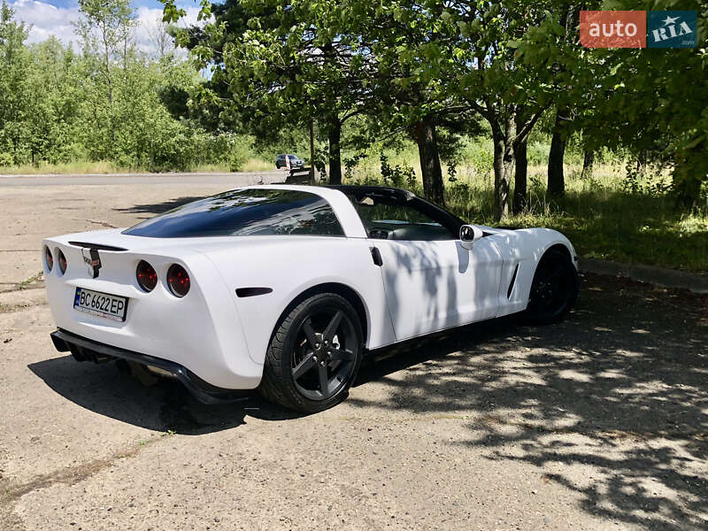 Кабриолет Chevrolet Corvette 2006 в Дрогобыче