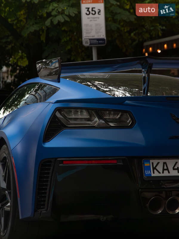 Купе Chevrolet Corvette 2019 в Киеве