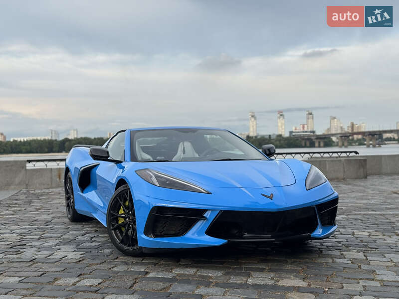 Кабриолет Chevrolet Corvette 2022 в Киеве