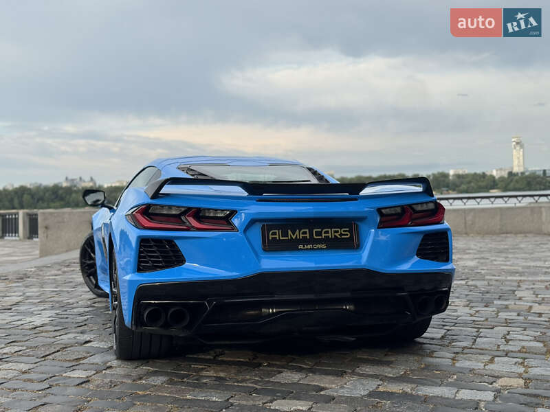 Кабриолет Chevrolet Corvette 2022 в Киеве