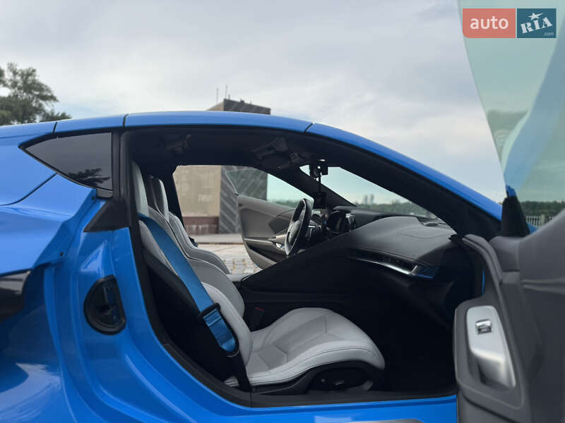 Кабриолет Chevrolet Corvette 2022 в Киеве