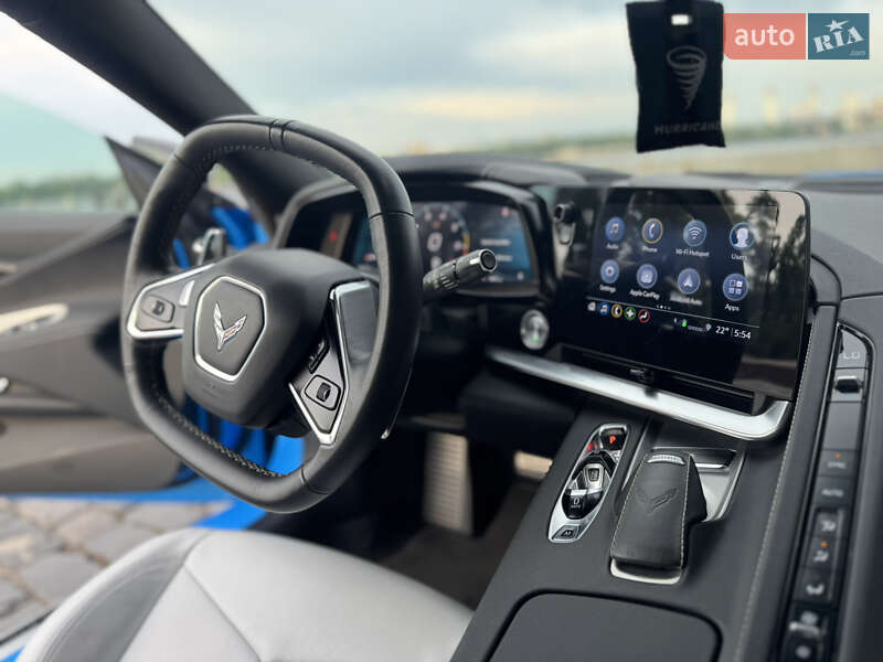 Кабриолет Chevrolet Corvette 2022 в Киеве