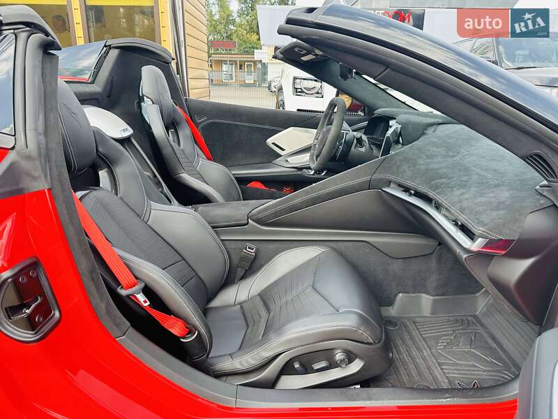 Кабріолет Chevrolet Corvette 2021 в Києві фото 27 Кабріолет Chevrolet Corvette 2021 в Києві