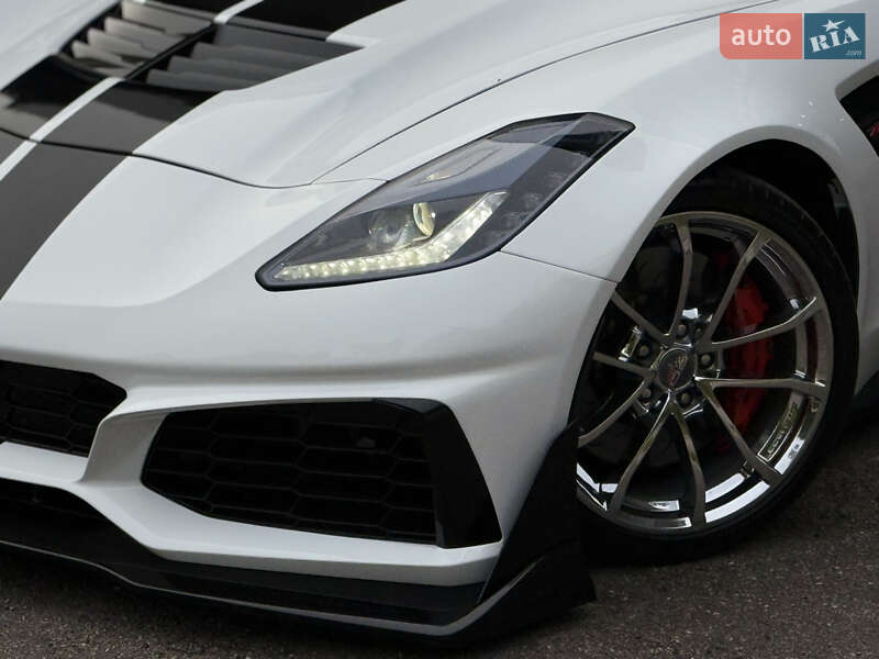 Кабріолет Chevrolet Corvette 2015 в Харкові