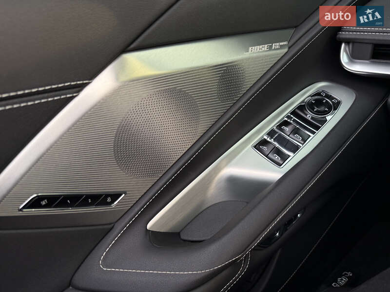 Кабриолет Chevrolet Corvette 2023 в Киеве