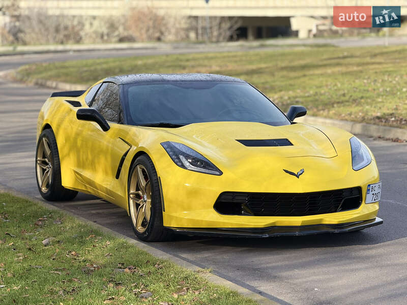 Купе Chevrolet Corvette 2015 в Києві