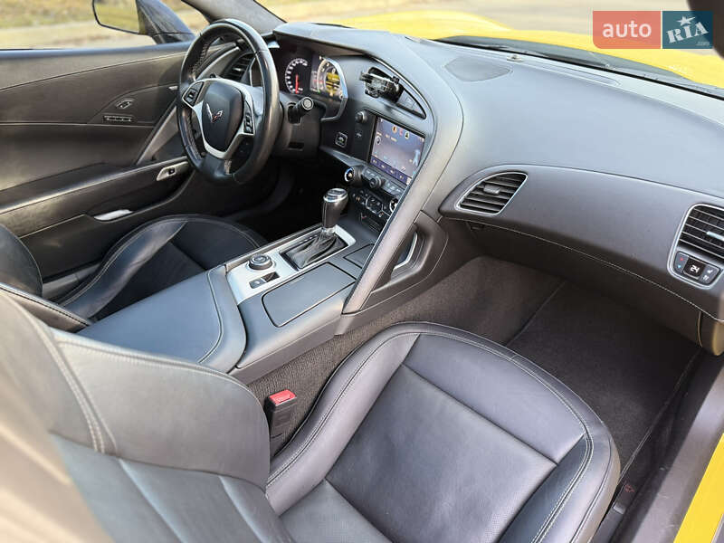 Купе Chevrolet Corvette 2015 в Києві