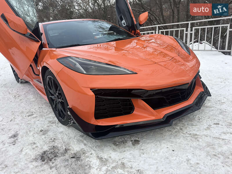 Кабриолет Chevrolet Corvette 2022 в Киеве фото 2 Кабриолет Chevrolet Corvette 2022 в Киеве