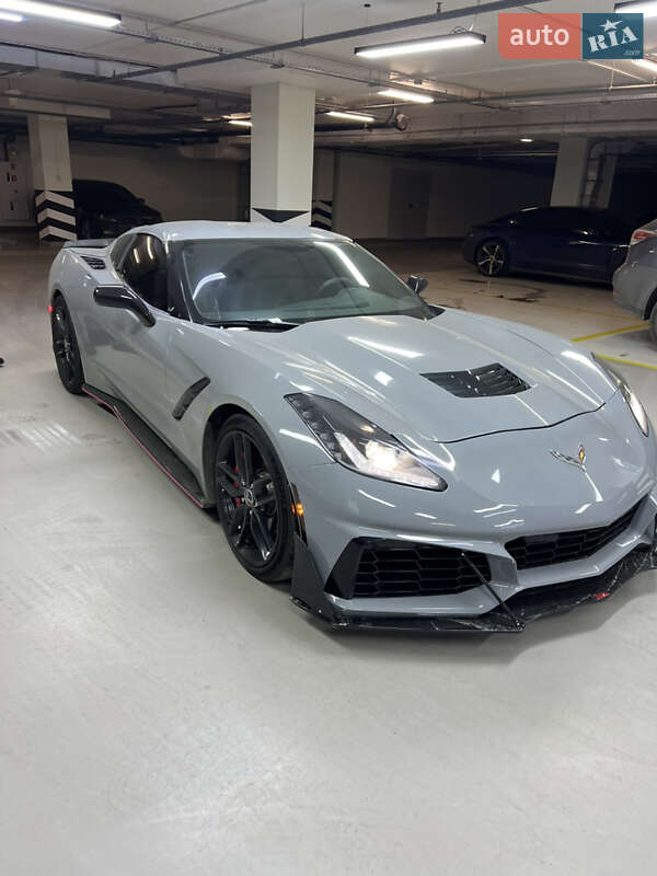 Кабриолет Chevrolet Corvette 2016 в Киеве