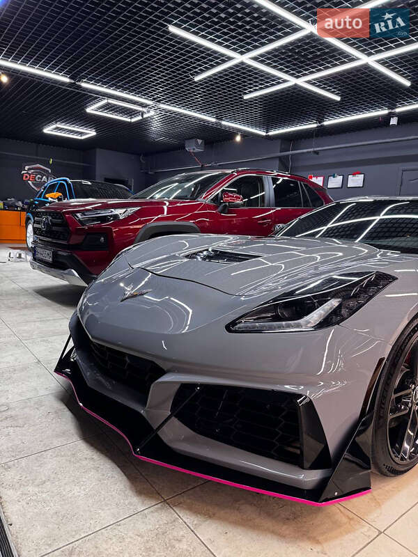 Кабриолет Chevrolet Corvette 2016 в Киеве