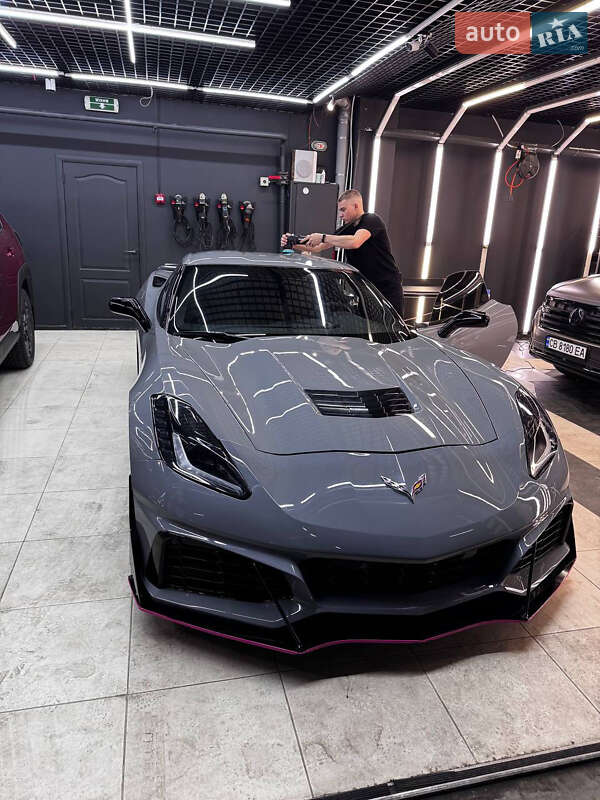 Кабриолет Chevrolet Corvette 2016 в Киеве