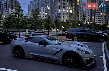 Кабриолет Chevrolet Corvette 2016 в Киеве