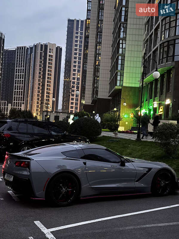 Кабриолет Chevrolet Corvette 2016 в Киеве