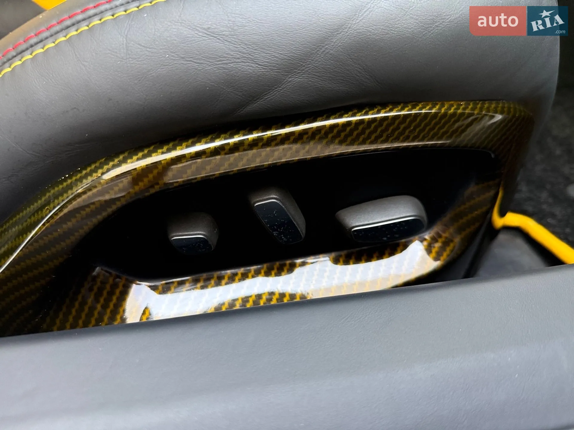 2014 Chevrolet Corvette - мініатюра 14