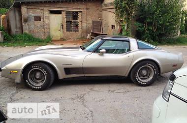 Купе Chevrolet Corvette 1982 в 