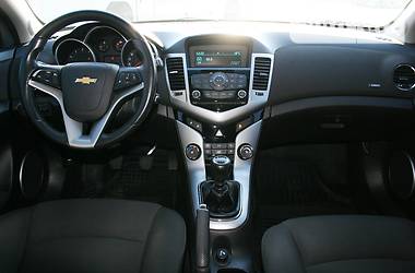 Хэтчбек Chevrolet Cruze 2012 в Киеве