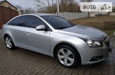 Седан Chevrolet Cruze 2011 в Ровно