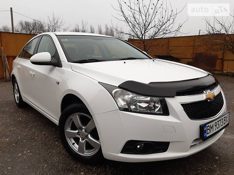 Седан Chevrolet Cruze 2010 в Сумах