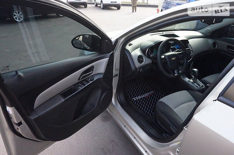 Седан Chevrolet Cruze 2013 в Одесі
