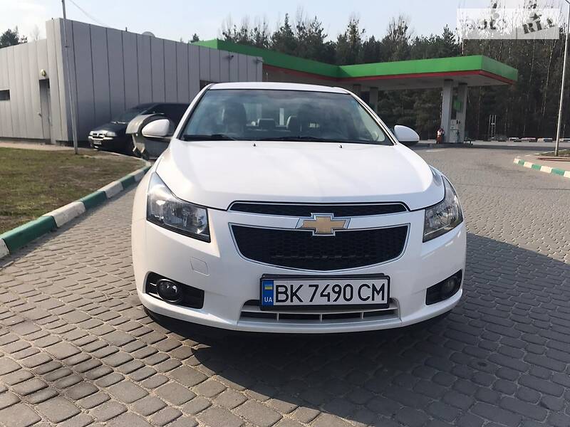 Седан Chevrolet Cruze 2010 в Бродах
