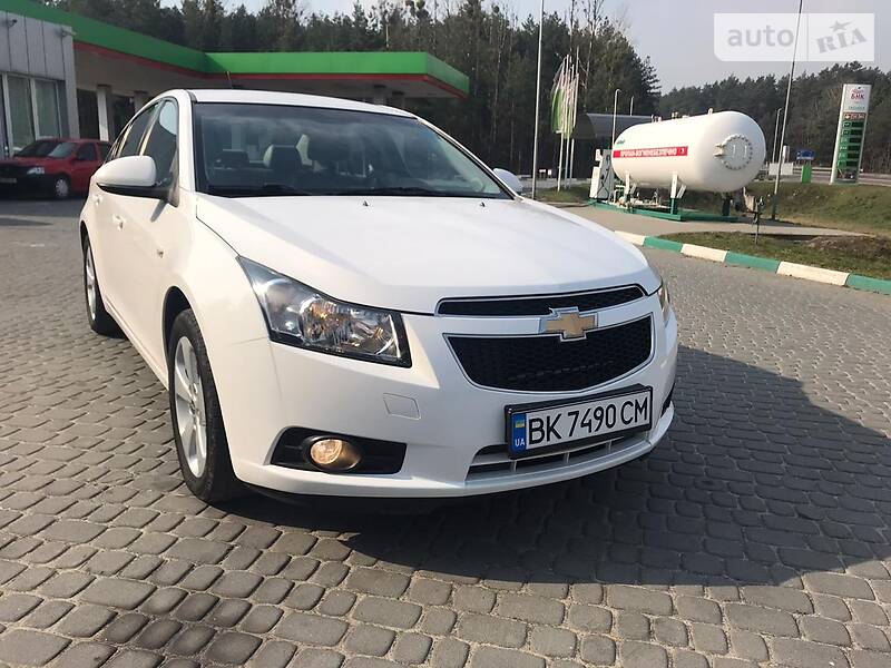 Седан Chevrolet Cruze 2010 в Бродах