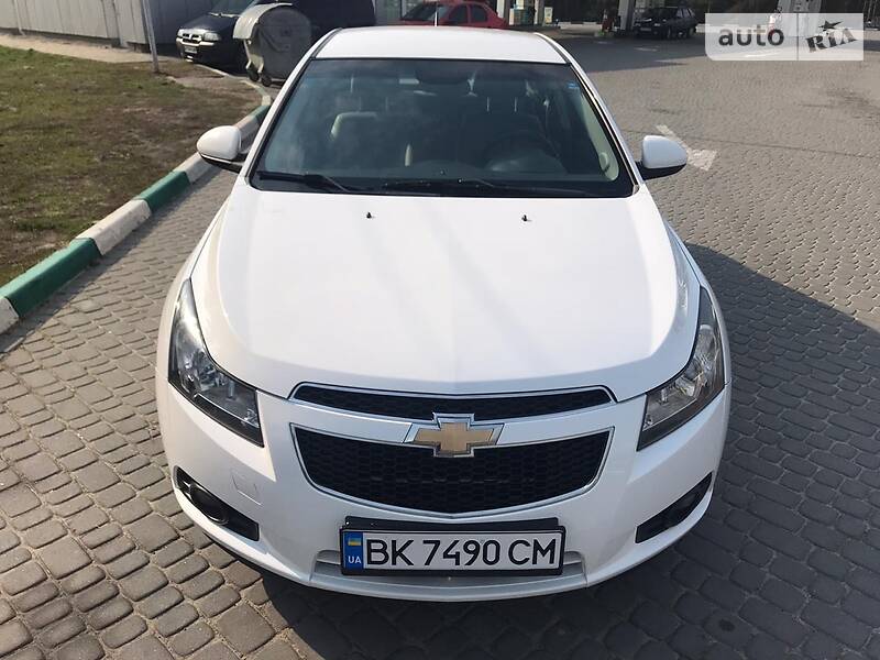 Седан Chevrolet Cruze 2010 в Бродах