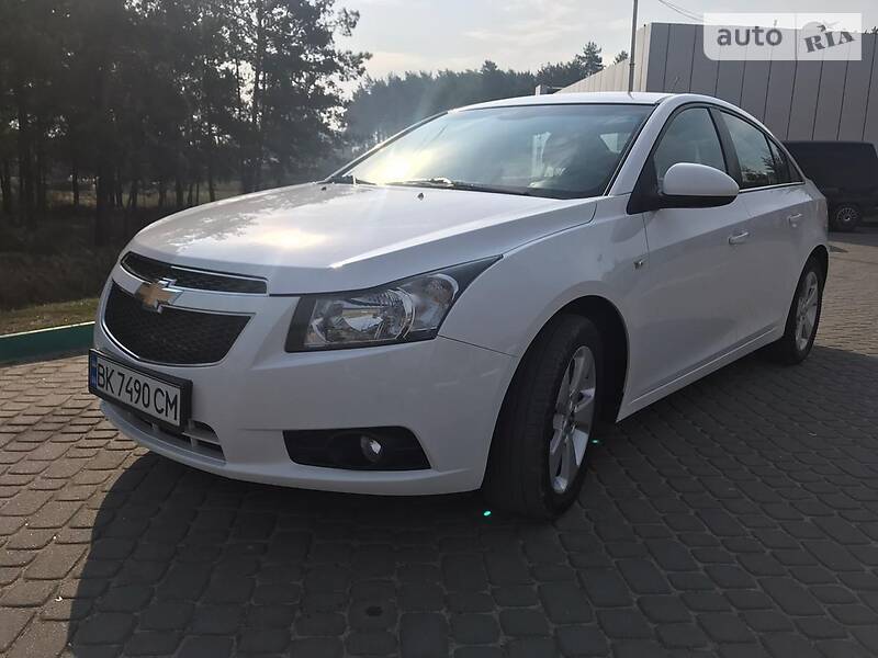 Седан Chevrolet Cruze 2010 в Бродах