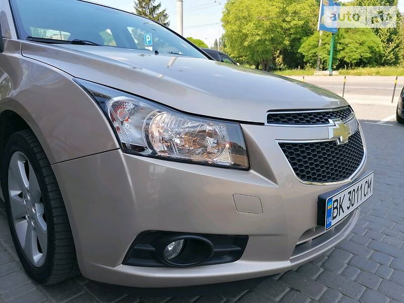 Седан Chevrolet Cruze 2012 в 