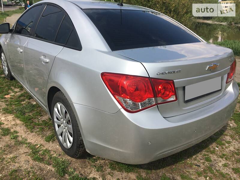 Седан Chevrolet Cruze 2012 в Киеве
