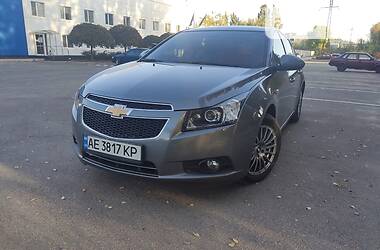 Седан Chevrolet Cruze 2011 в Дніпрі