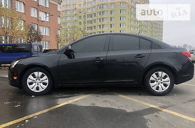 Седан Chevrolet Cruze 2013 в Киеве