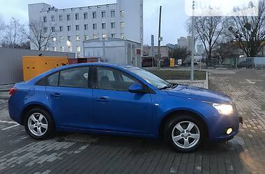 Седан Chevrolet Cruze 2011 в Киеве