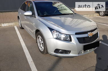 Седан Chevrolet Cruze 2011 в Киеве