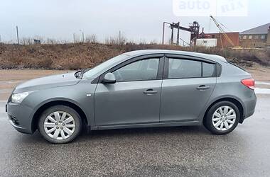 Седан Chevrolet Cruze 2011 в Бердянске