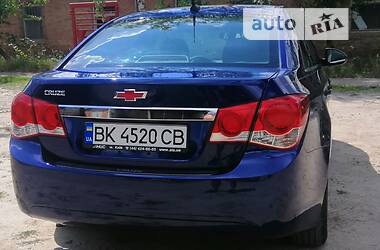 Седан Chevrolet Cruze 2012 в Рівному