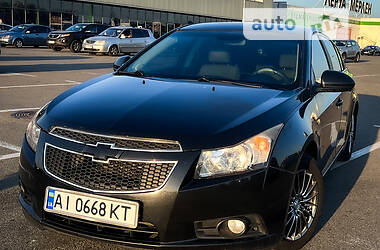 Хэтчбек Chevrolet Cruze 2011 в Киеве