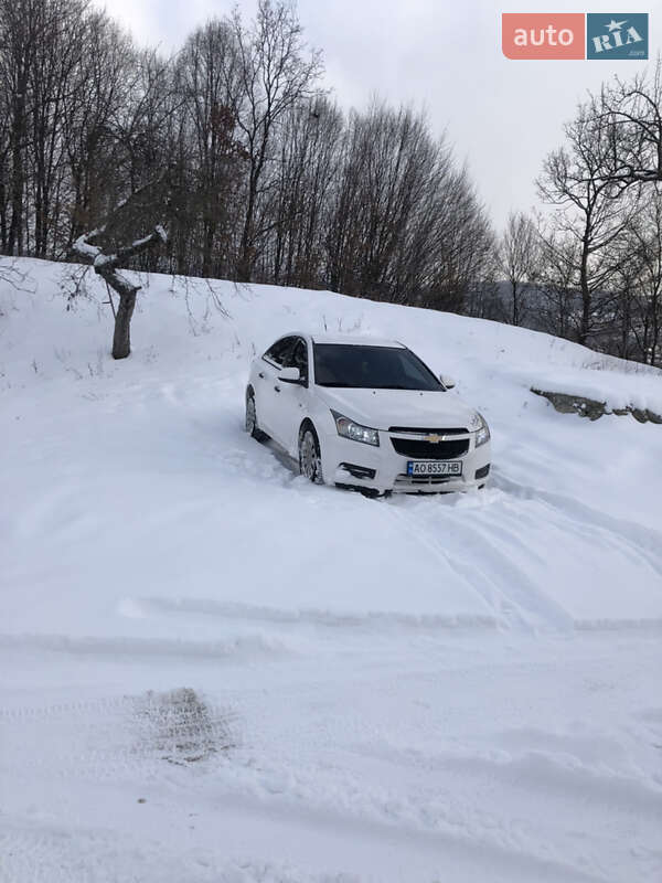 Седан Chevrolet Cruze 2009 в Тячеві