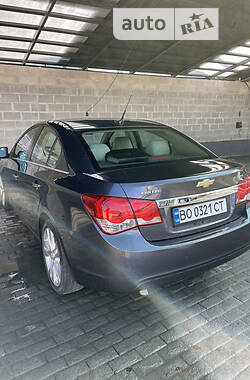 Седан Chevrolet Cruze 2011 в Тернополе