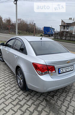 Седан Chevrolet Cruze 2011 в Чернівцях