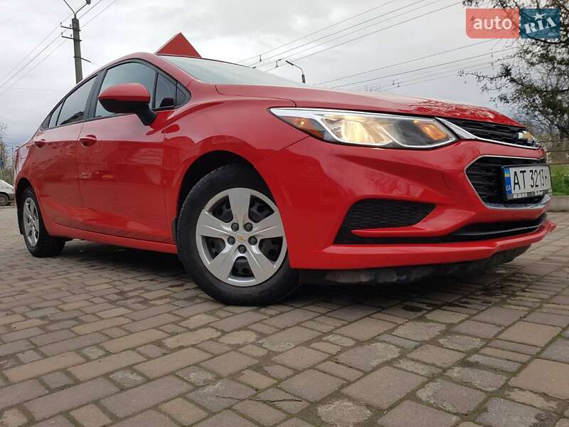 Седан Chevrolet Cruze 2016 в Ивано-Франковске