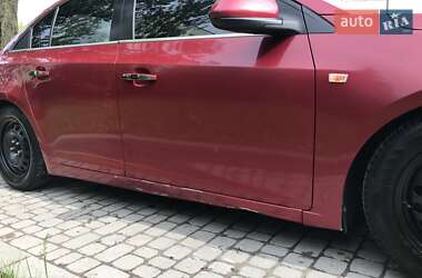 Седан Chevrolet Cruze 2010 в Львове