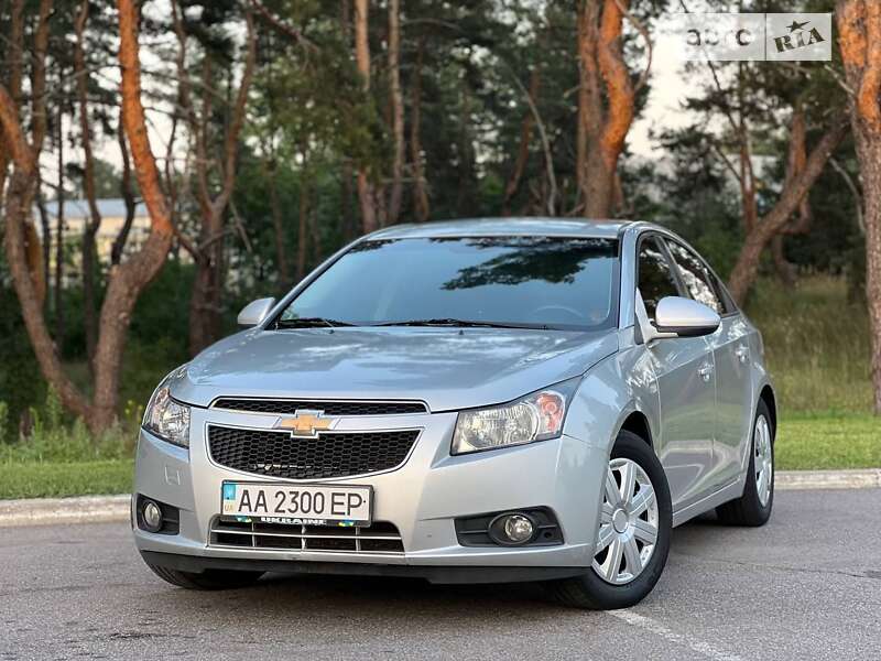 AUTO.RIA – Продам Шевроле Круз 2011 (AA2300EP) 1.8 седан бу у Києві ...