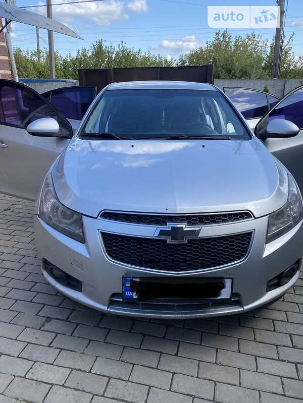 Chevrolet Cruze 2011