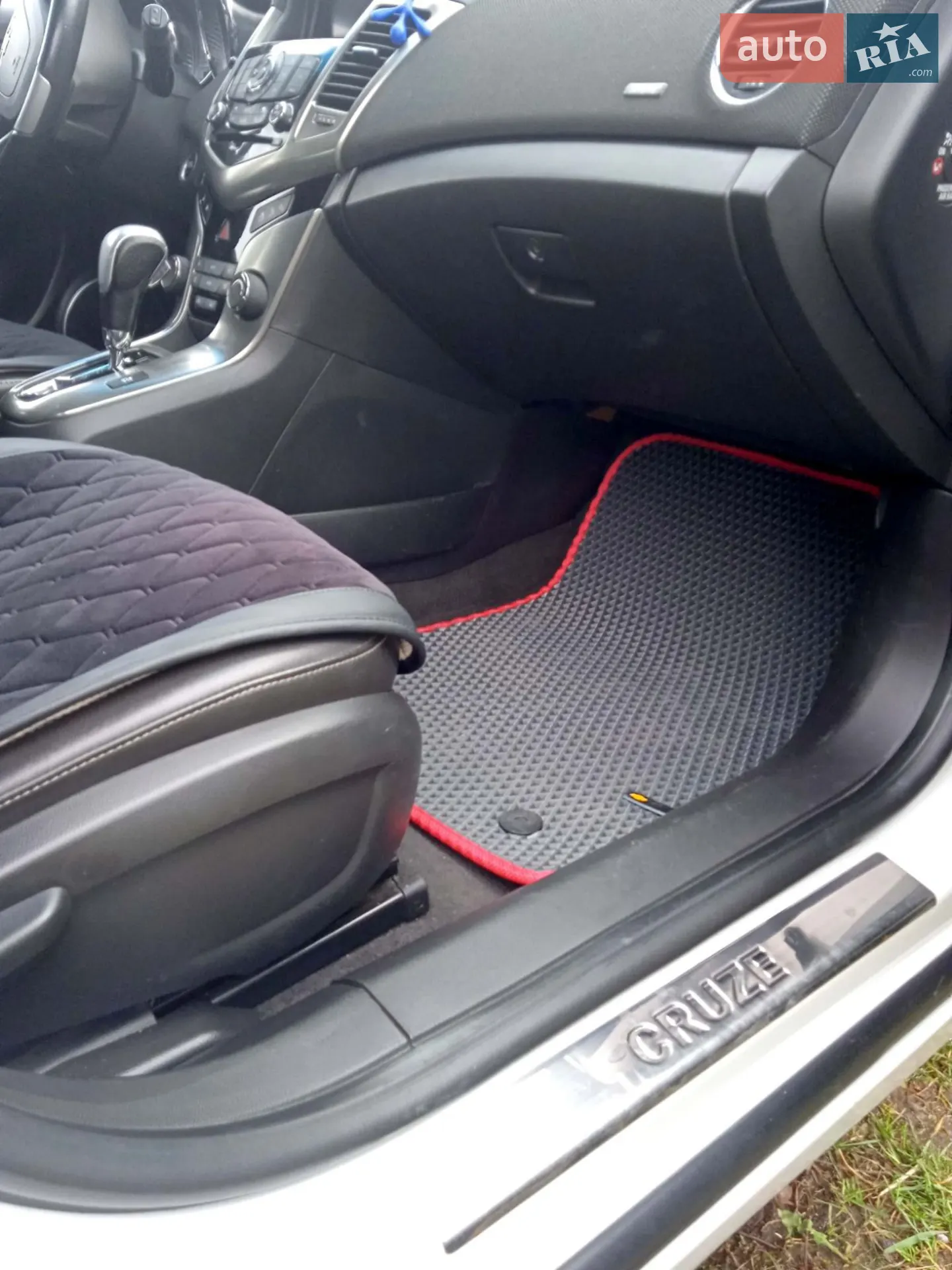 2012 Chevrolet Cruze - мініатюра 15